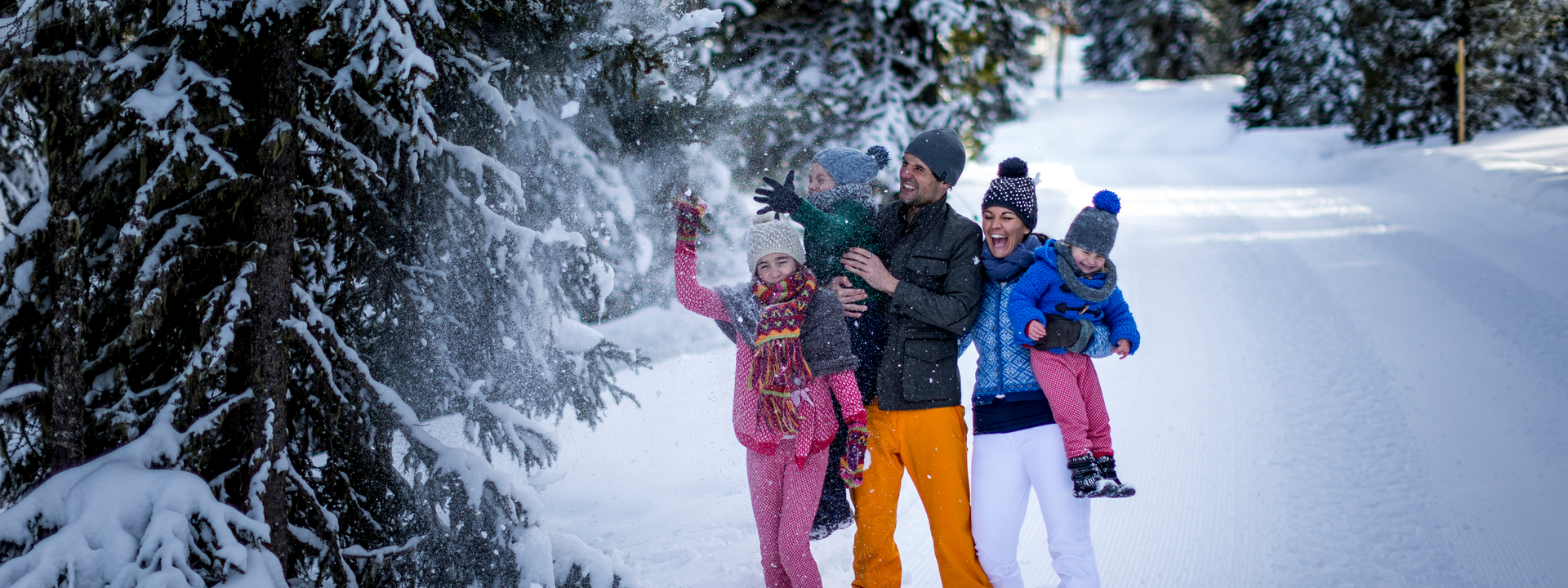 Familie beim Winterwandern am Kreischberg | © TVB Murau-Kreischberg | ikarus.cc Familie beim Winterwandern am Kreischberg | © TVB Murau-Kreischberg | ikarus.cc