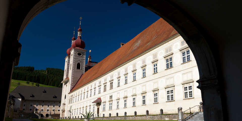 Blick die Stiftskirche | © Steiermark Tourismus, Harry Schiffer