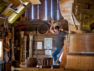 Führung durch die Mühle in Mühlen | © Tom Lamm