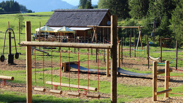 Zeckis Hütte Spielplatz | © Zeckis Hütte