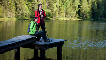 Wanderer, Paar, Auerlingsee, fischen, wandern | © Steiermark Tourismus